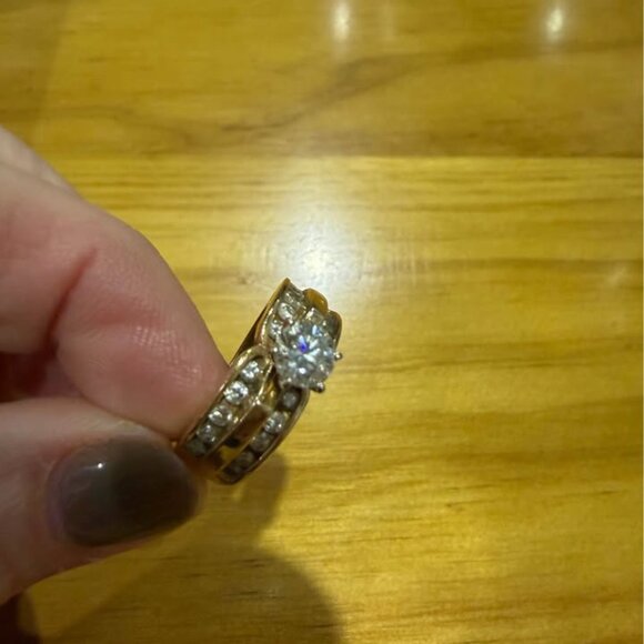 14 karat gold ladies wedding ring set - Picture 6 of 9